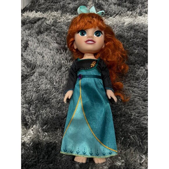 2 Disney Frozen 2 Queen Anna Doll's - Picture 4 of 5